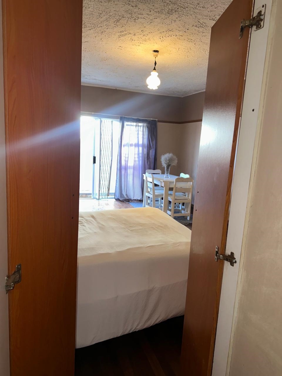 1 Bedroom Property for Sale in Quigney Eastern Cape
